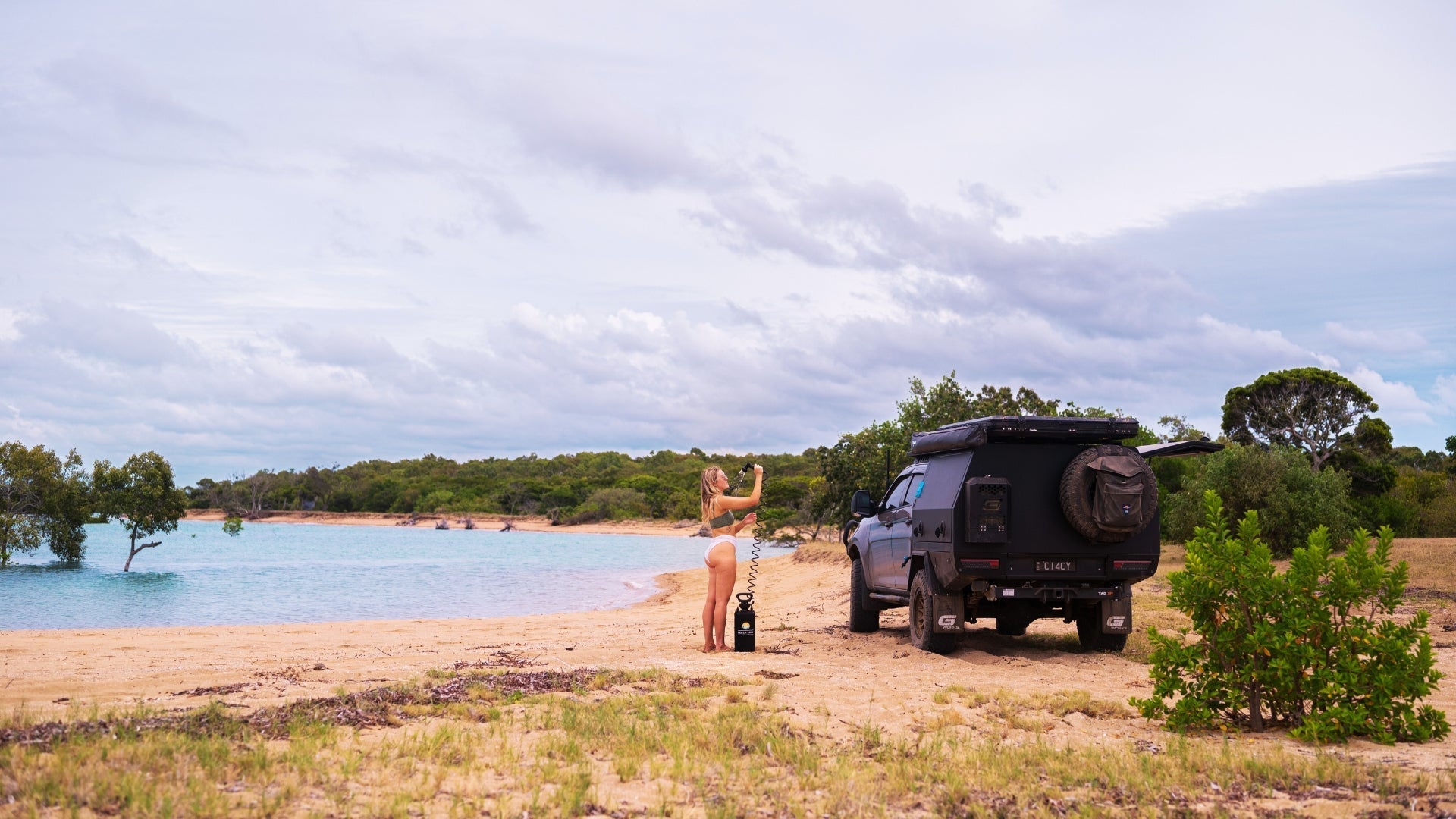 Off the Grid, On Purpose: How to Live Sustainably and Simply in a Modern World